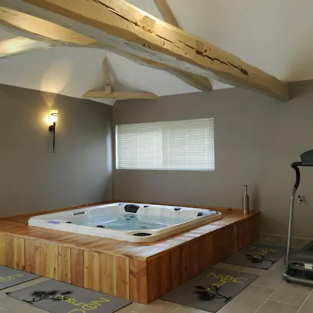 Creney-prés-troyes, 3 Pièces, 4 Personnes - Fr-1-543-166 Сasa de vacaciones *